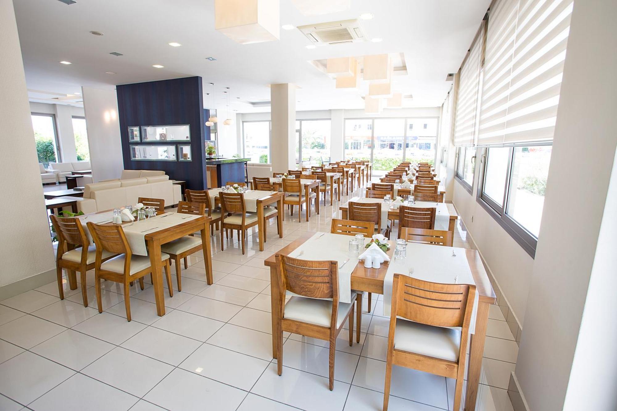 Çeşme Cilek Marina Otel מראה חיצוני תמונה