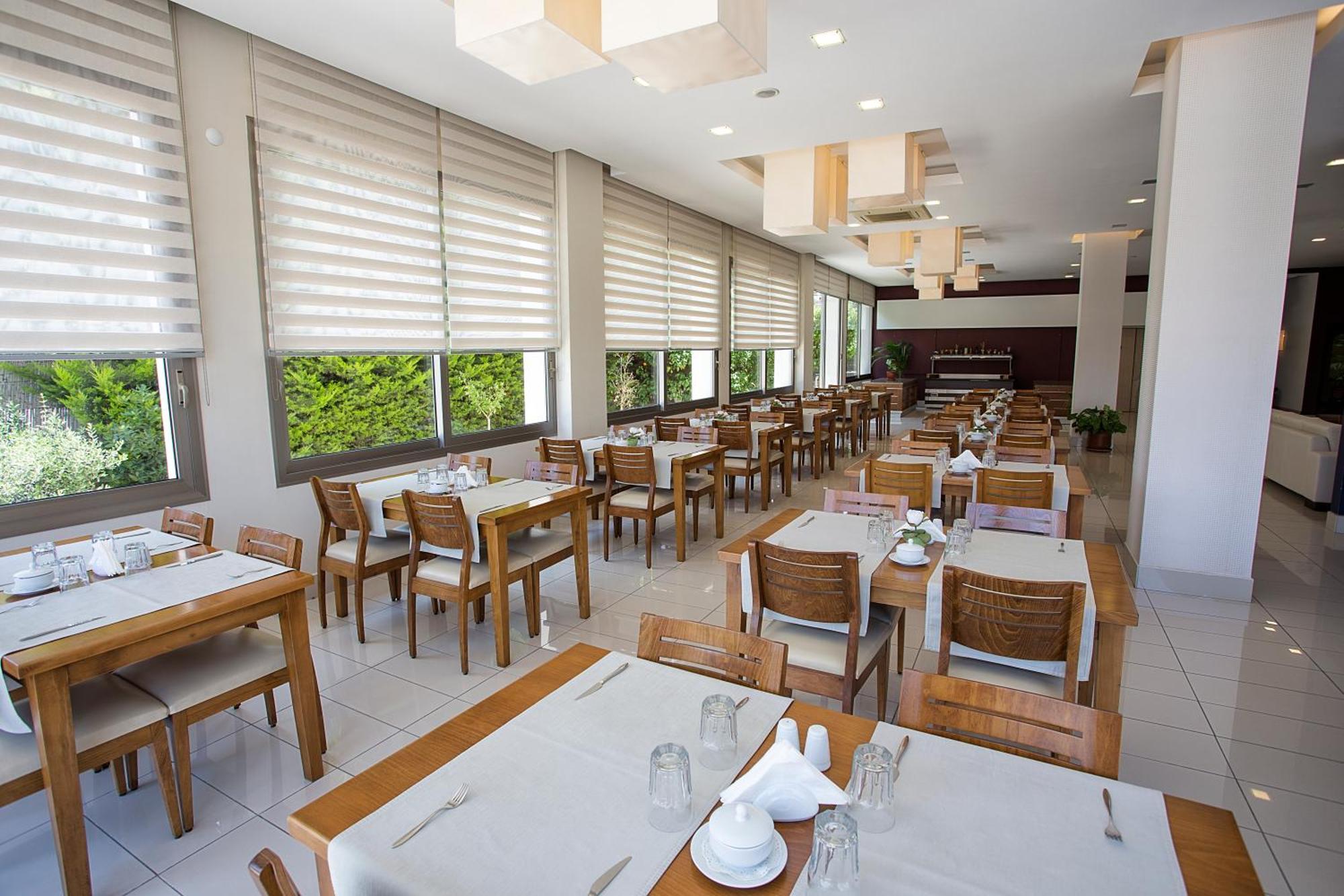 Çeşme Cilek Marina Otel מראה חיצוני תמונה