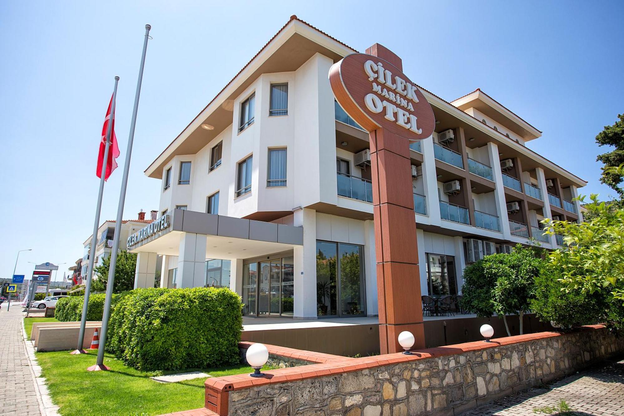 Çeşme Cilek Marina Otel מראה חיצוני תמונה