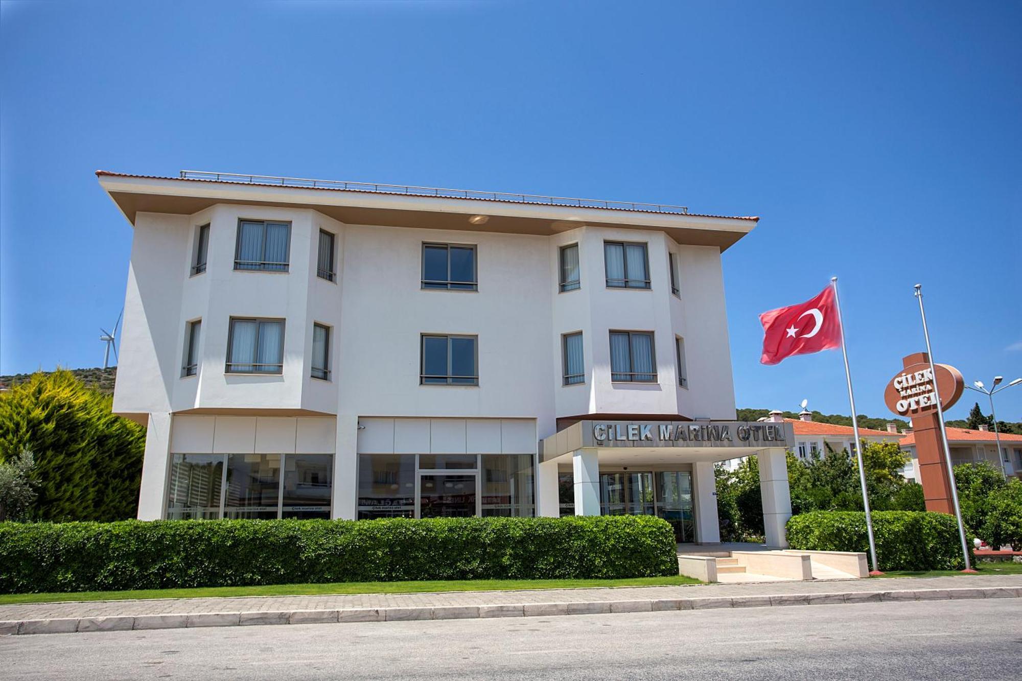 Çeşme Cilek Marina Otel מראה חיצוני תמונה